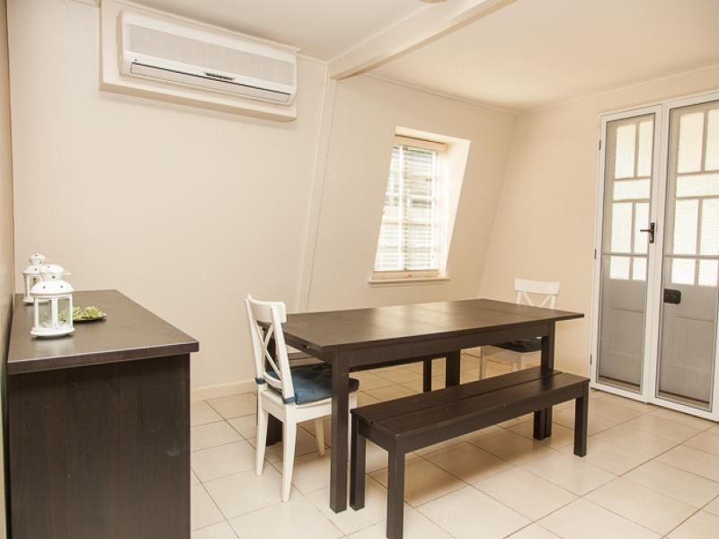 3 Chettle Street, Amity Point QLD 4183