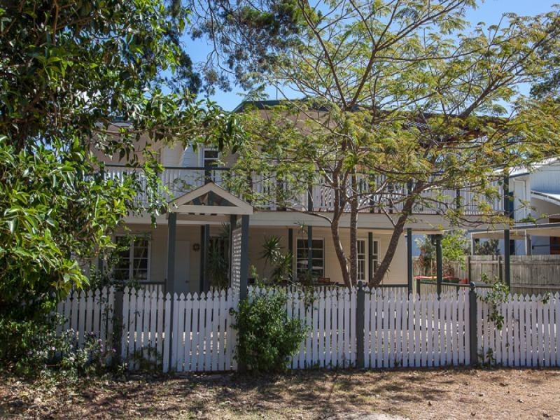 3 Chettle Street, Amity Point QLD 4183