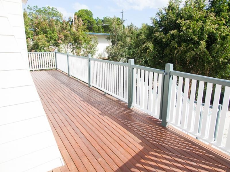 3 Chettle Street, Amity Point QLD 4183