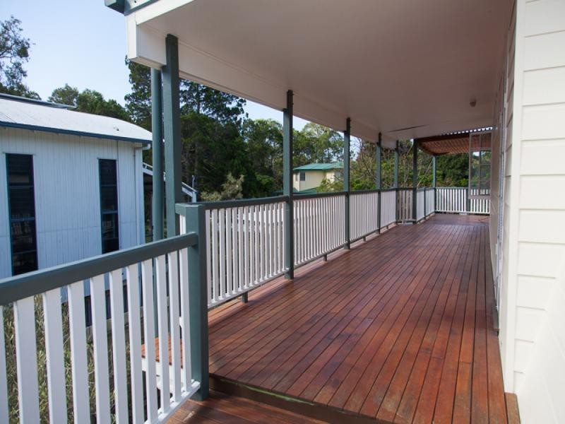 3 Chettle Street, Amity Point QLD 4183