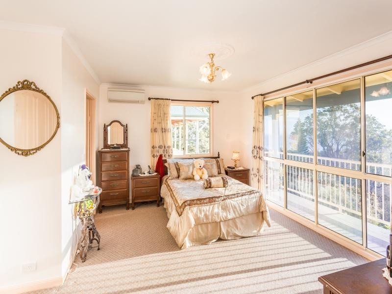 43 Rainbow Cres, Dunwich QLD 4183