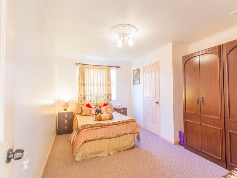 43 Rainbow Cres, Dunwich QLD 4183