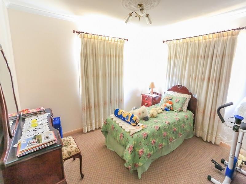 43 Rainbow Cres, Dunwich QLD 4183