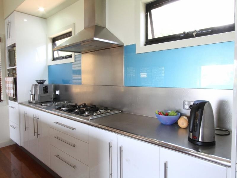 7 Merinda Cres, Point Lookout QLD 4183