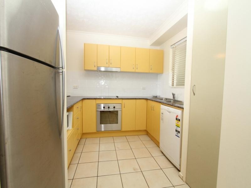 32/Whale Watch Resort Samarinda Drive, Point Lookout QLD 4183