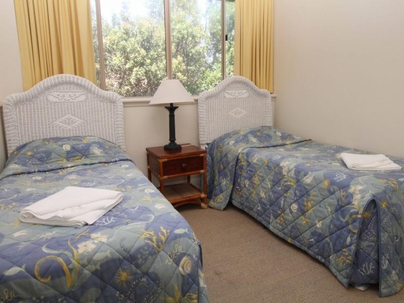 32/Whale Watch Resort Samarinda Drive, Point Lookout QLD 4183