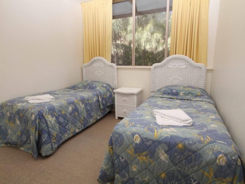 32/Whale Watch Resort Samarinda Drive, Point Lookout QLD 4183