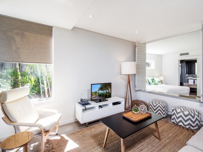 1/Waves Resort Dickson Way, Point Lookout QLD 4183