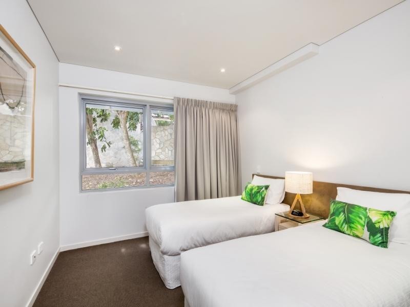 1/Waves Resort Dickson Way, Point Lookout QLD 4183