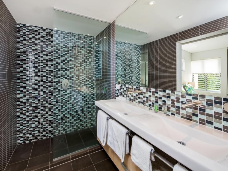 1/Waves Resort Dickson Way, Point Lookout QLD 4183