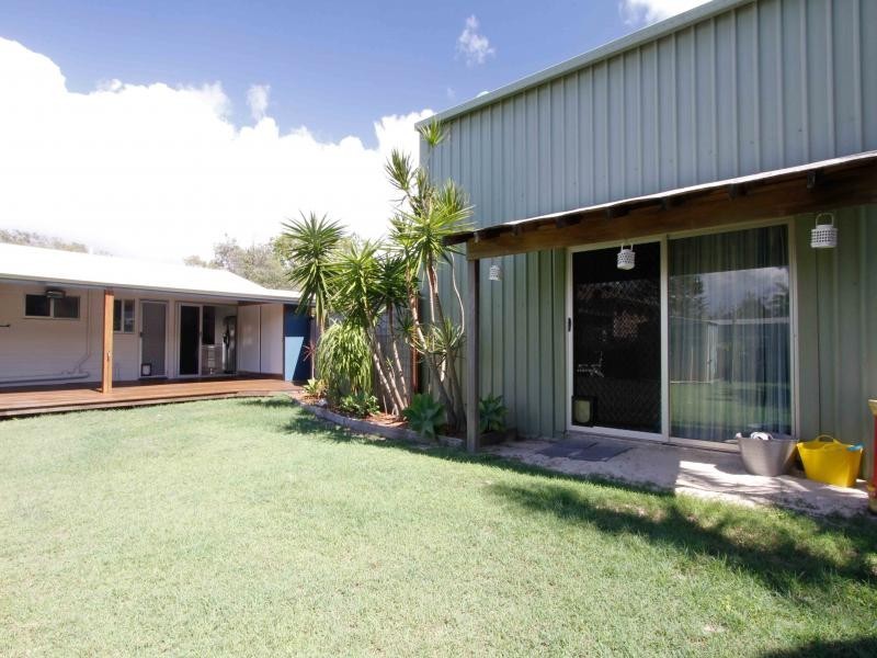 46 Gonzales, Amity Point QLD 4183
