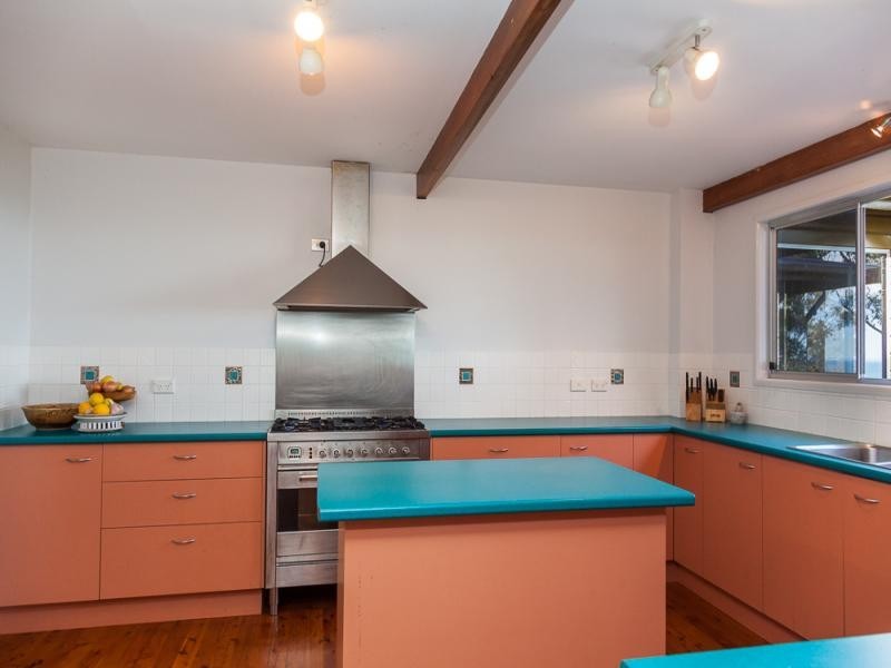 53 Rainbow Crescent, Dunwich QLD 4183