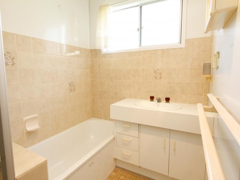 24 Mermaid Street, Dunwich QLD 4183