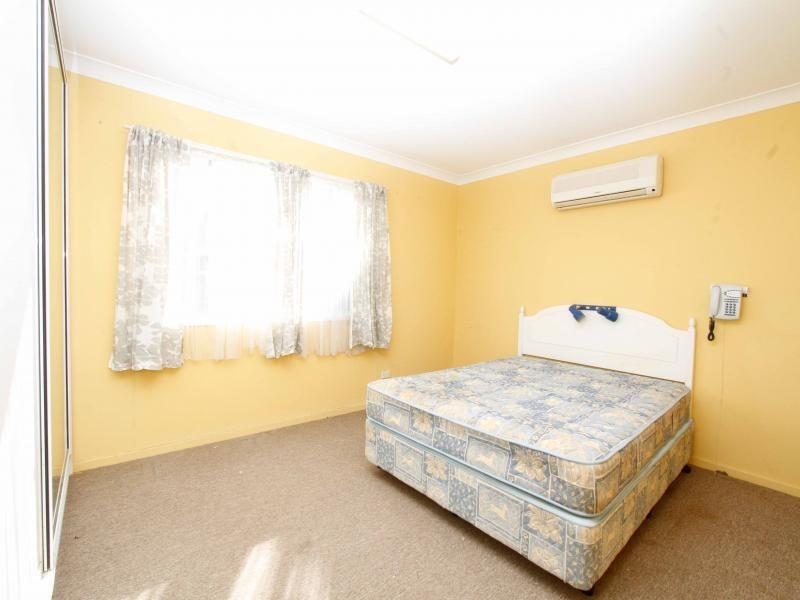 24 Mermaid Street, Dunwich QLD 4183