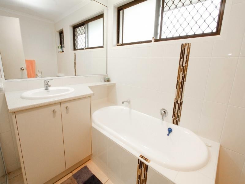 9 Mallon Street, Dunwich QLD 4183
