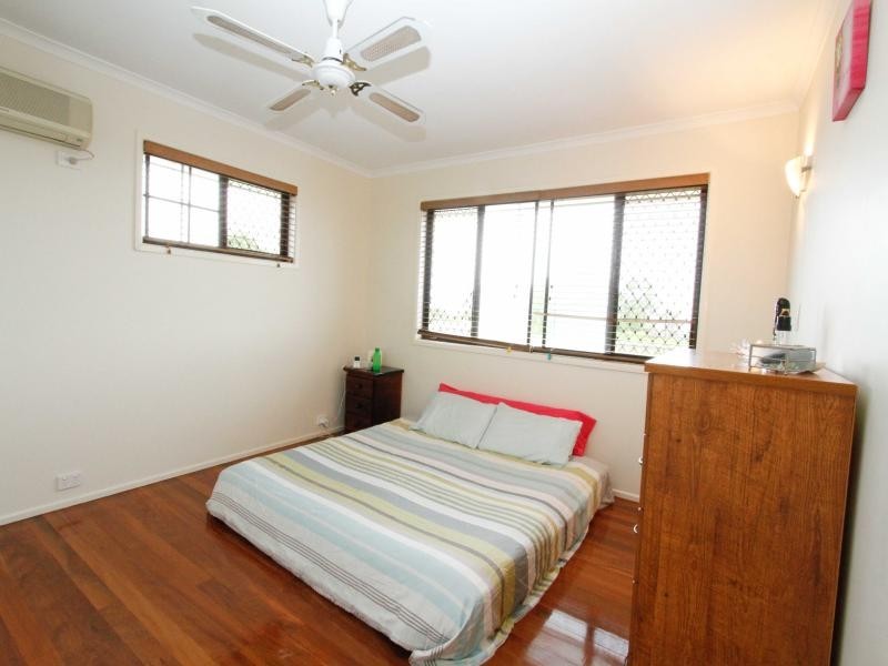 9 Mallon Street, Dunwich QLD 4183