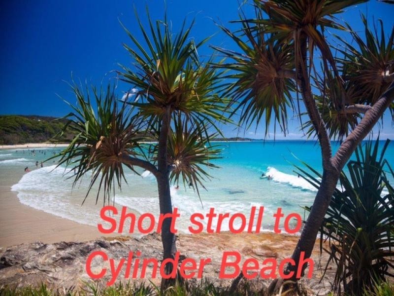 77 Mooloomba Rd, Point Lookout QLD 4183