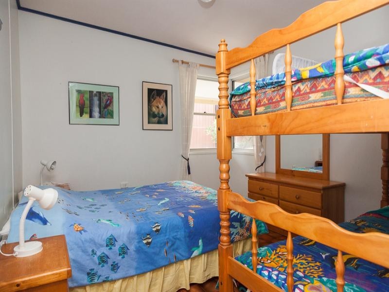 19 Bambara St, Point Lookout QLD 4183