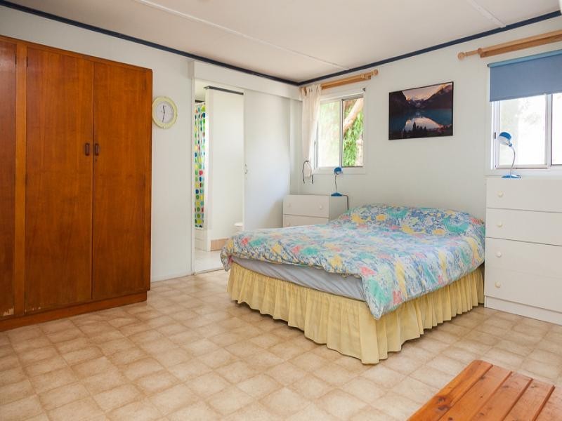 19 Bambara St, Point Lookout QLD 4183