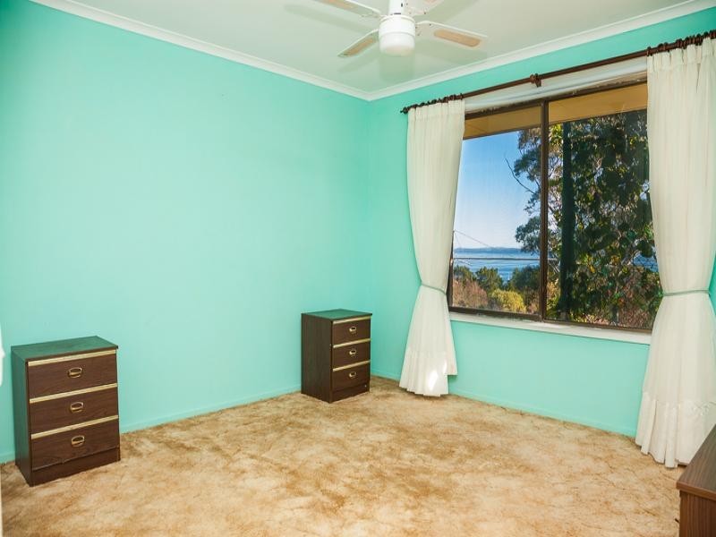 65 Rainbow Crescent, Dunwich QLD 4183