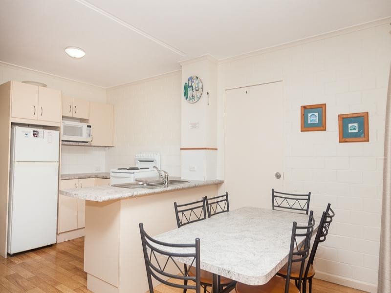 8/8A/41  Dickson Way, Point Lookout QLD 4183