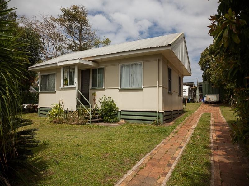 16 Finnegan St, Dunwich QLD 4183