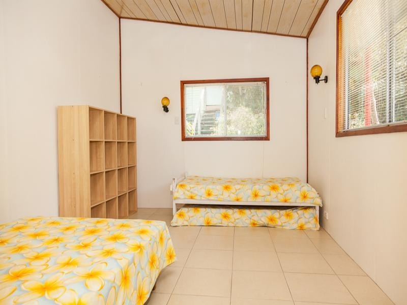 6 Oxley Parade, Dunwich QLD 4183