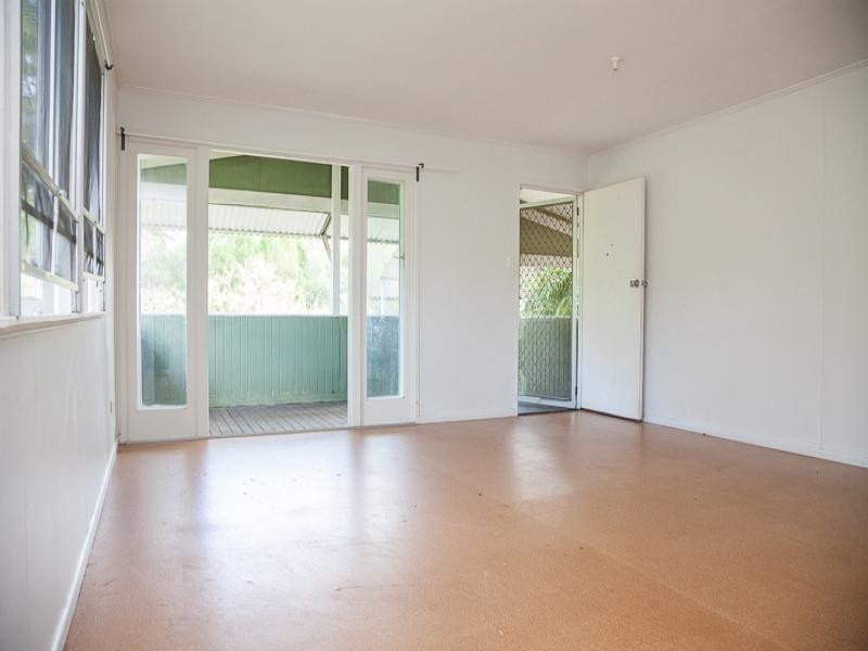 14 Barton St, Dunwich QLD 4183