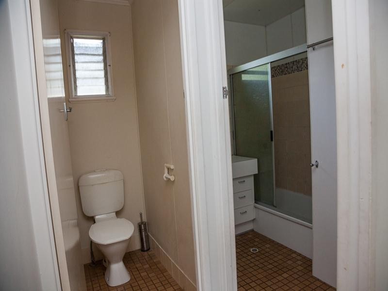 14 Barton St, Dunwich QLD 4183