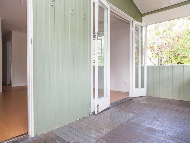 14 Barton St, Dunwich QLD 4183