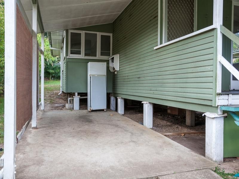 14 Barton St, Dunwich QLD 4183