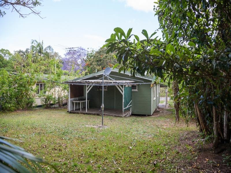 14 Barton St, Dunwich QLD 4183