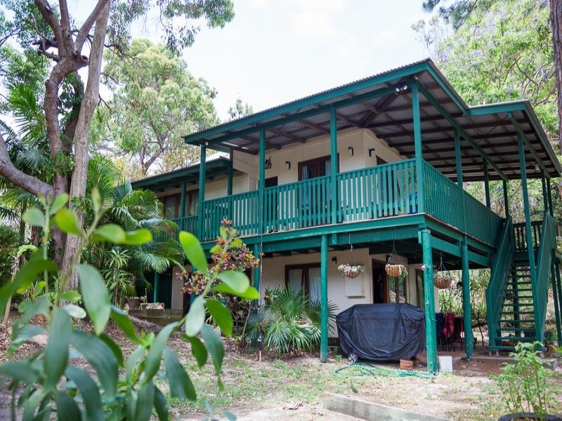 30 Booran St, Point Lookout QLD 4183
