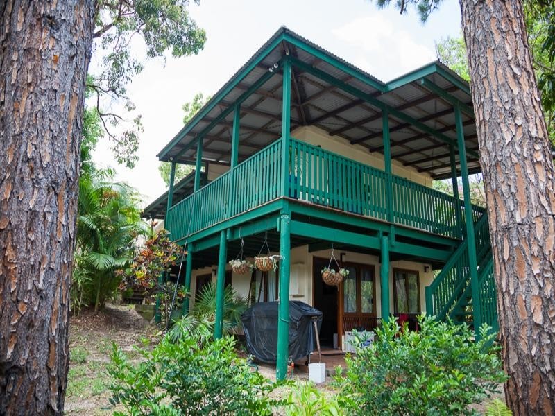 30 Booran St, Point Lookout QLD 4183