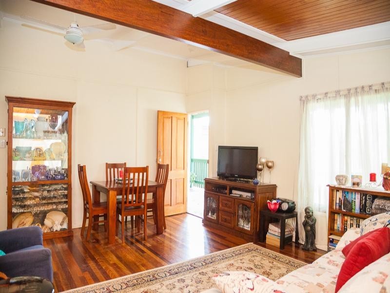 30 Booran St, Point Lookout QLD 4183