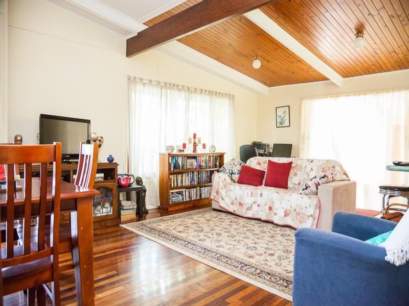 30 Booran St, Point Lookout QLD 4183