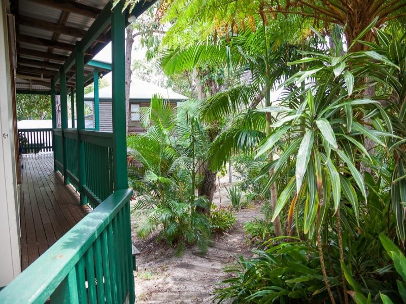 30 Booran St, Point Lookout QLD 4183