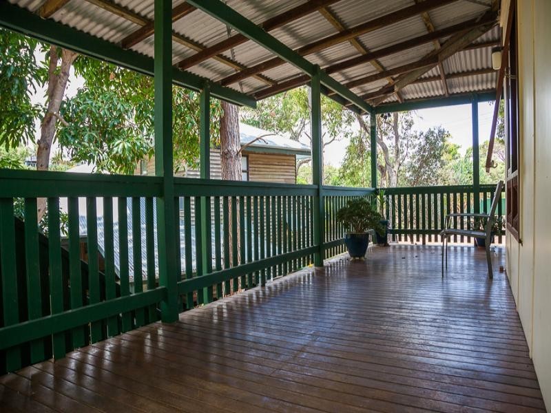 30 Booran St, Point Lookout QLD 4183