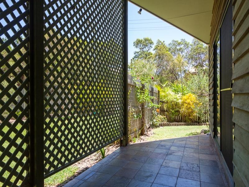 2/109 Dickson Way, Point Lookout QLD 4183