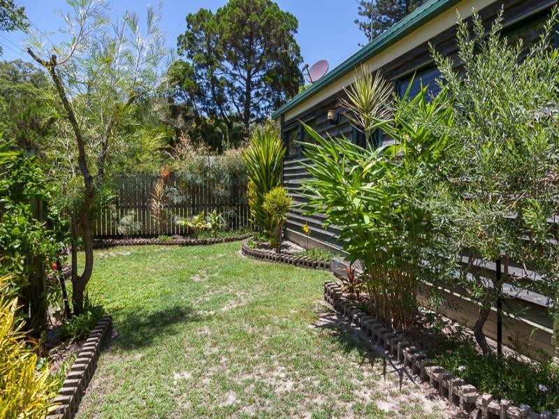2/109 Dickson Way, Point Lookout QLD 4183
