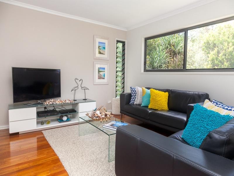 36 George Nothling Drive, Point Lookout QLD 4183