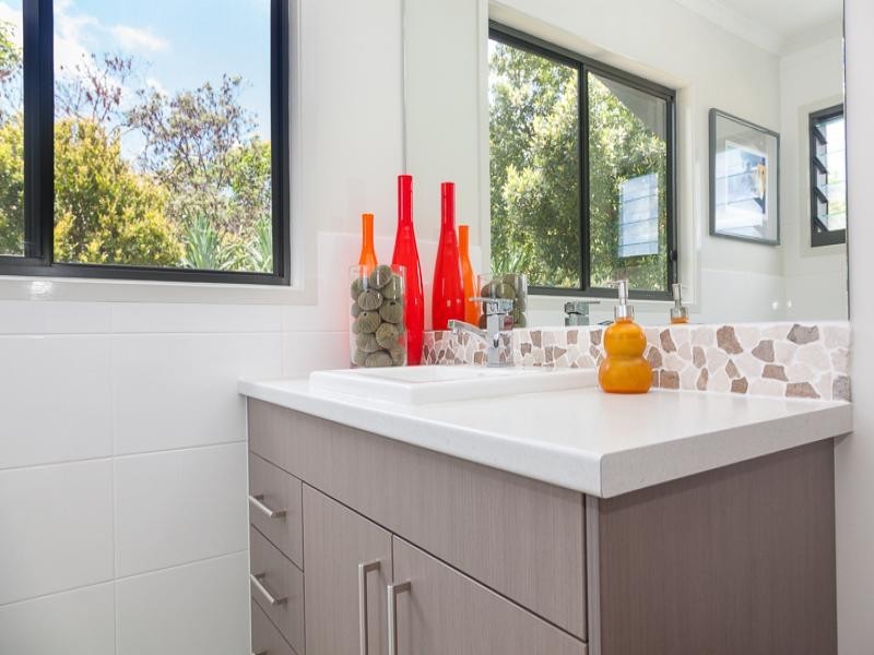 36 George Nothling Drive, Point Lookout QLD 4183