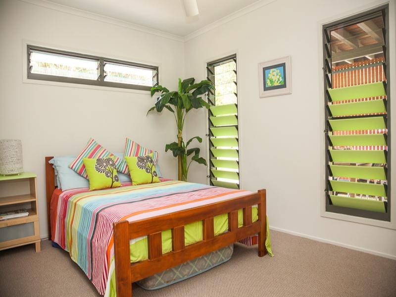 36 George Nothling Drive, Point Lookout QLD 4183