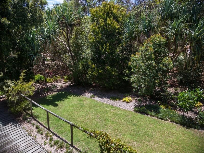 36 George Nothling Drive, Point Lookout QLD 4183