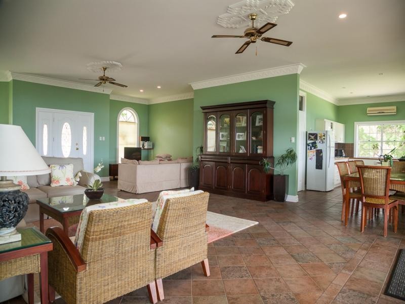 4 Gatumba St, Dunwich QLD 4183