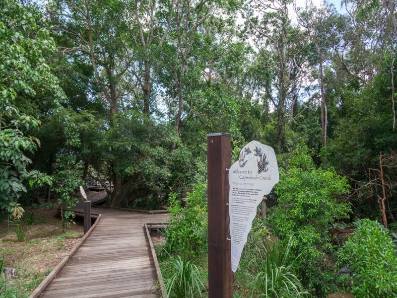 4 Gatumba St, Dunwich QLD 4183