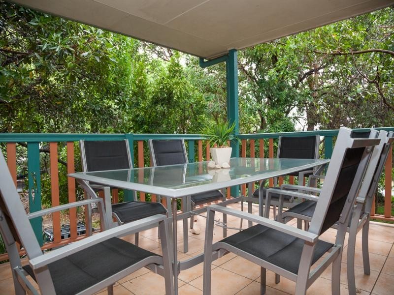 1/9 Billa St, Point Lookout QLD 4183