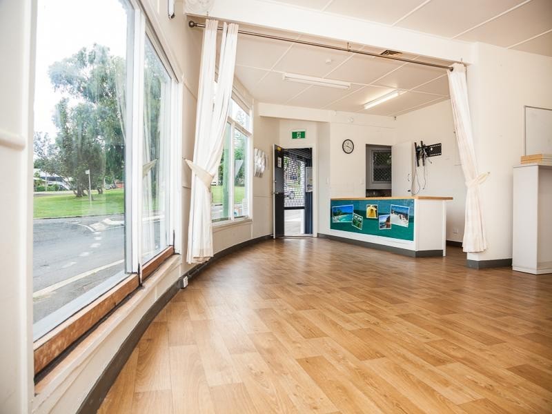 7 STRADBROKE PLACE, Dunwich QLD 4183