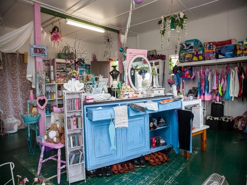 7 STRADBROKE PLACE, Dunwich QLD 4183