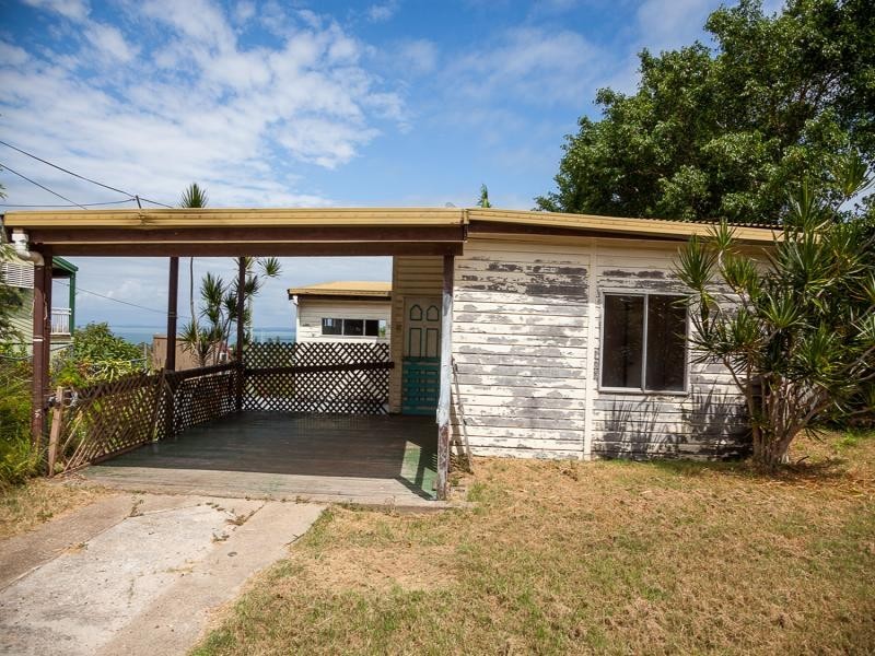 155 Rainbow Crescent, Dunwich QLD 4183